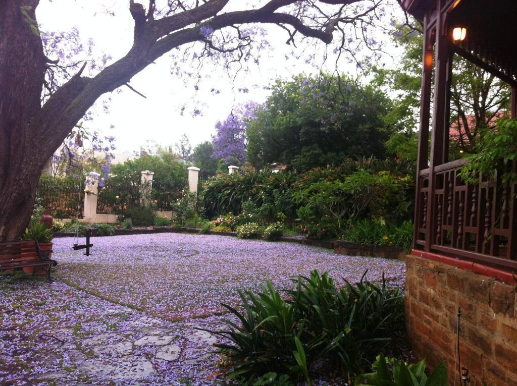 Melvin Residence Guest House Pretoria Exterior photo